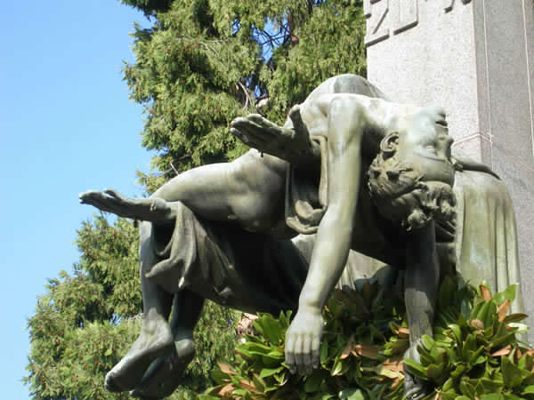 La statua dei Piccoli Martiri